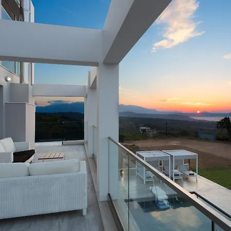 Villa O2 With Private Heated Pool Gallos