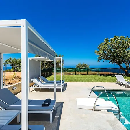 O2 With Private Heated Pool * Gallos